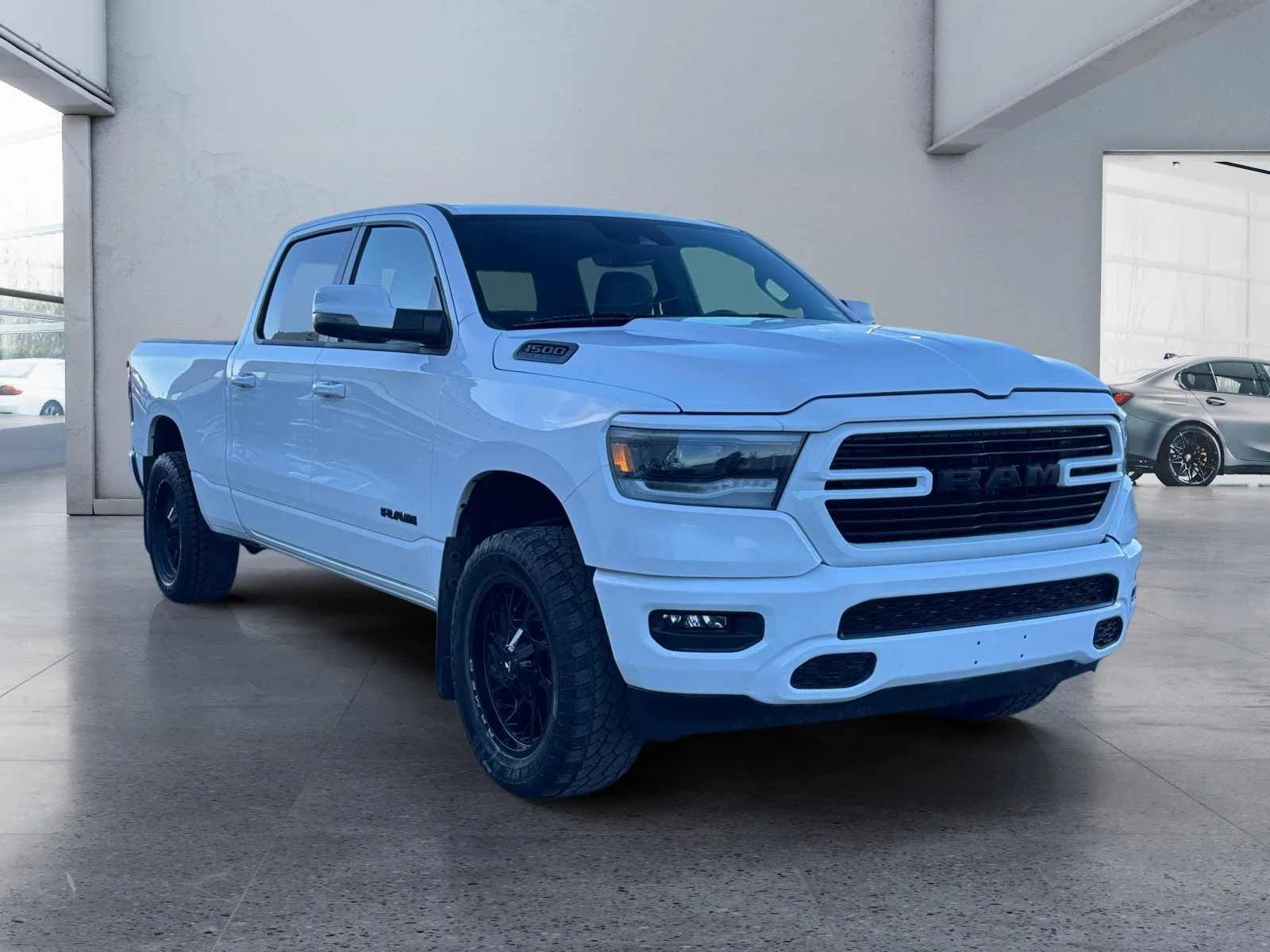 Used 2023 White Ram Sport image 7