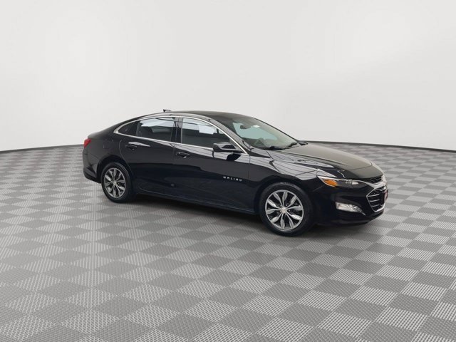 Used 2024 Mosaic Black Metallic Chevrolet LT image 39