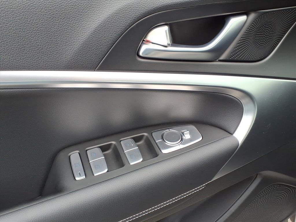 Used 2026 Savile Silver Genesis 2.5T image 11