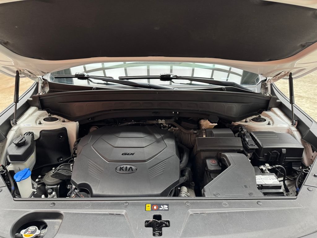 Used 2021 White Kia SX image 27