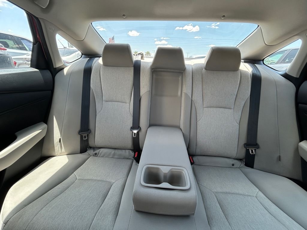 Used 2024 Red Honda EX image 19