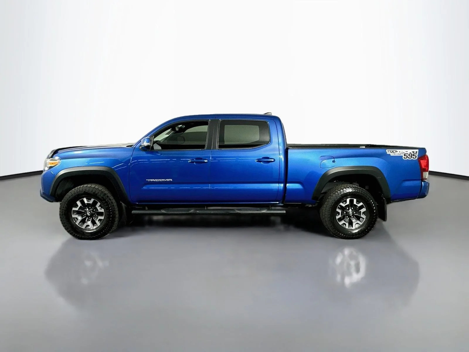 Used 2017 Blazing Blue Pearl Toyota TRD Off-Road image 5