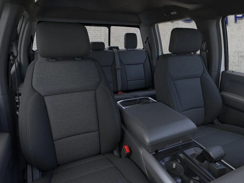 New 2026 Oxford White Ford XLT image 2