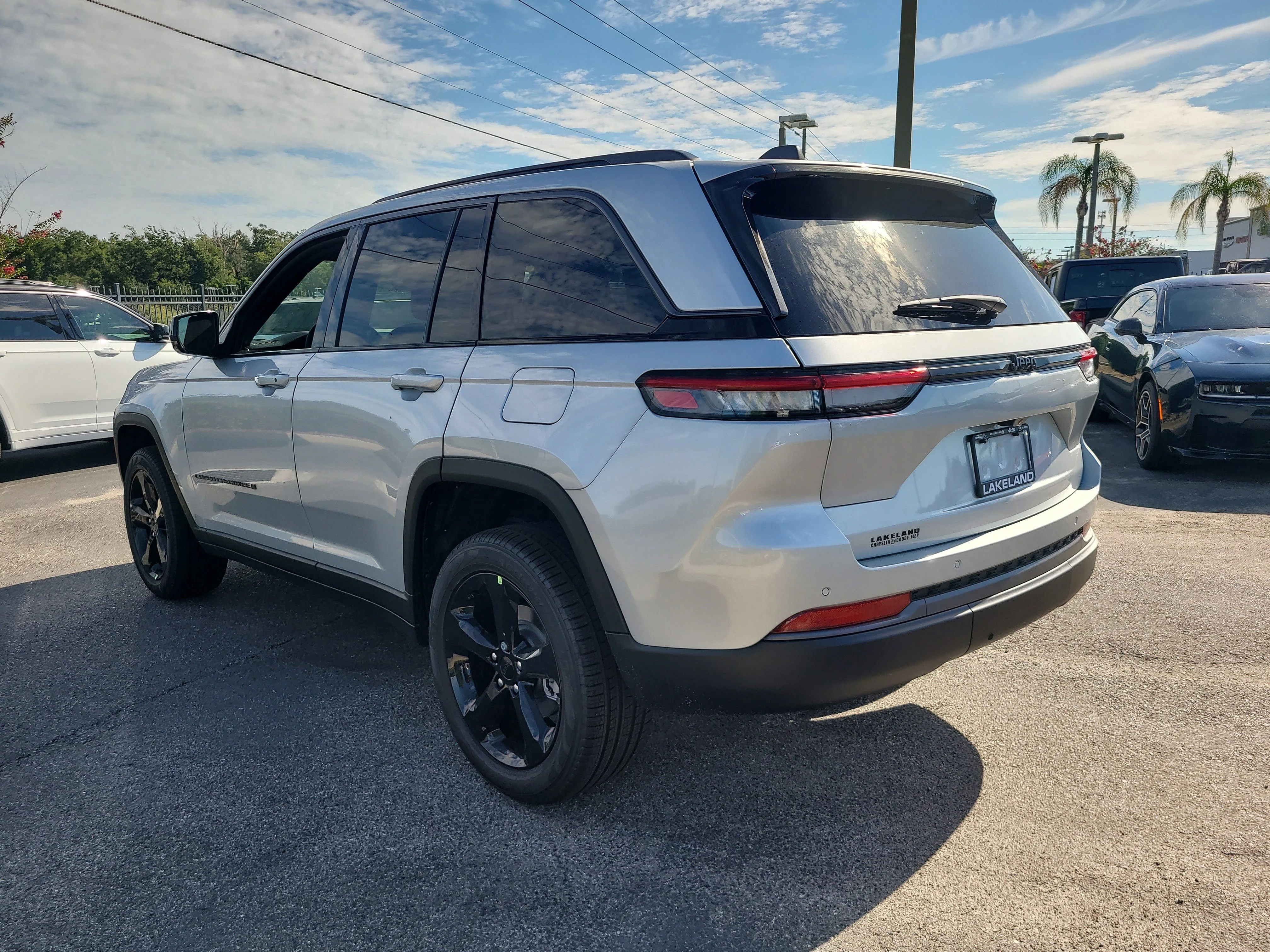 New 2026 Silver Zynith Jeep Limited image 8