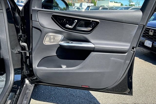 Certified Used 2026 Black Mercedes-Benz GLC 300 image 19