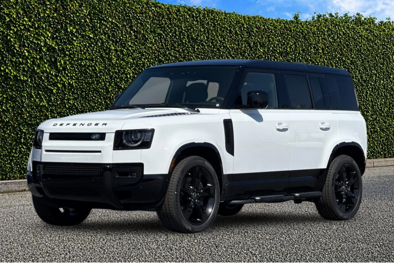 2025 Land Rover Defender