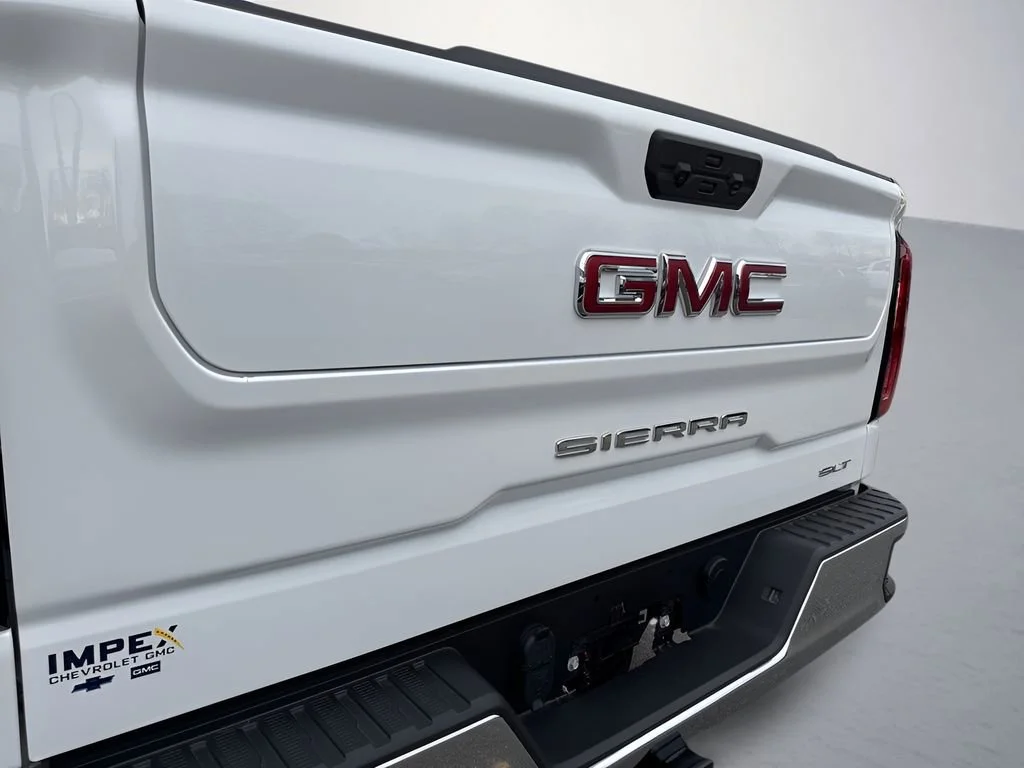 Used 2026 Summit White GMC SLT image 36