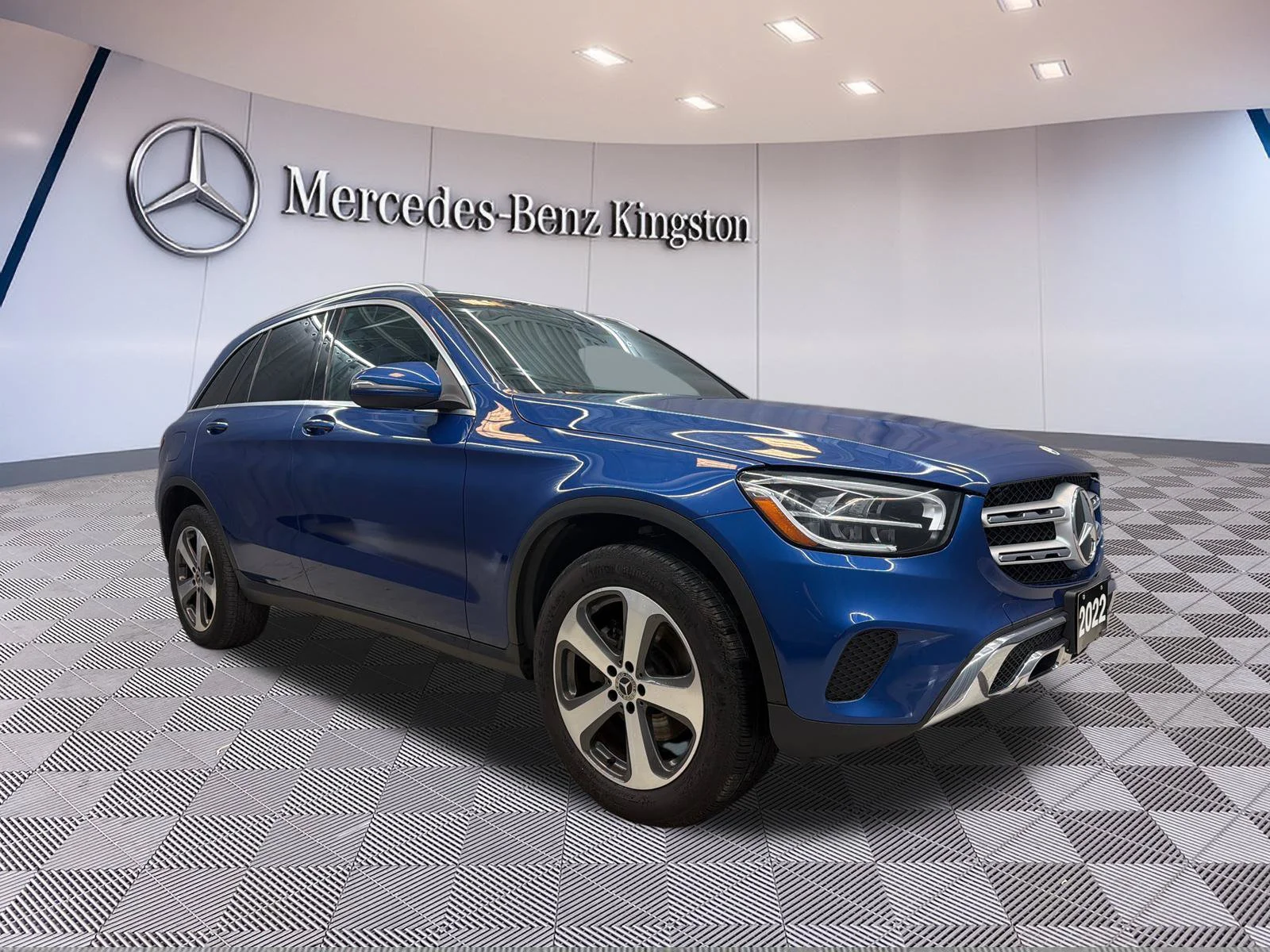 Certified Used 2022 Blue Mercedes-Benz GLC 300 image 1