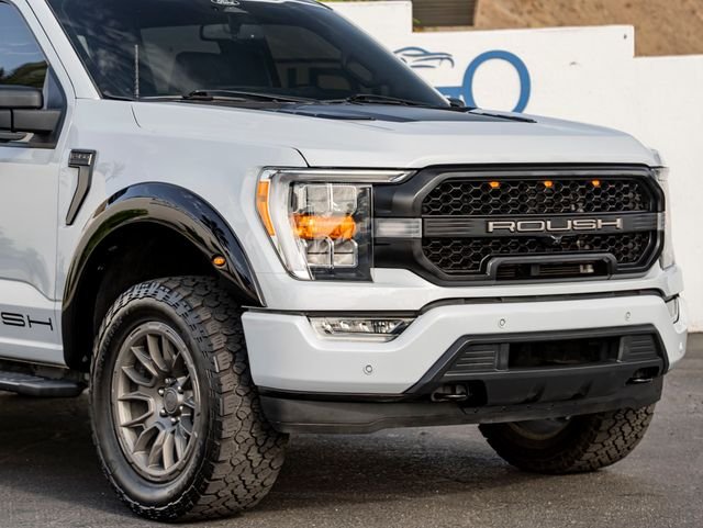 Used 2022 Space White Metallic Ford XLT image 5