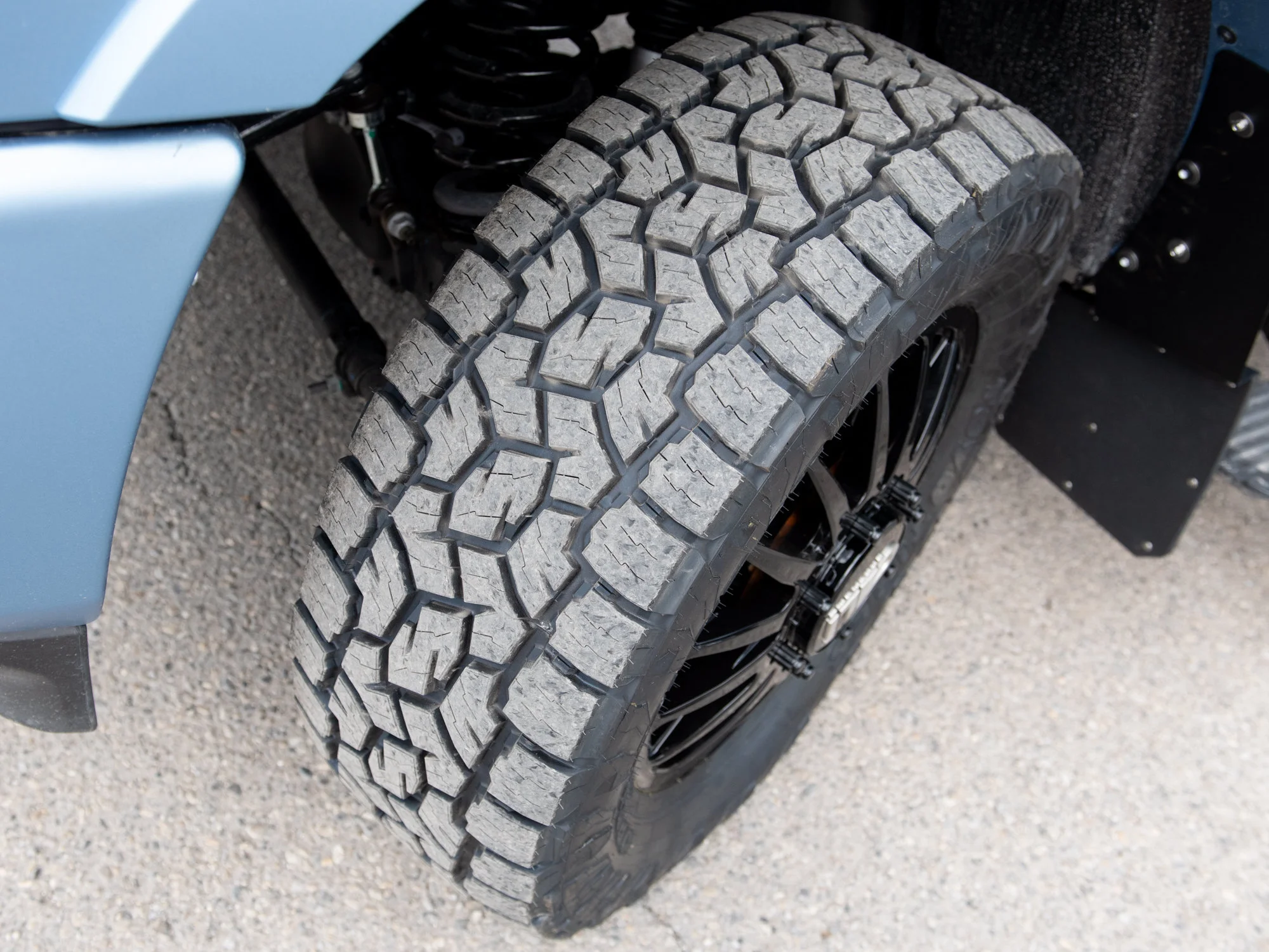 Used 2026 Black RAM Limited* Mega Cab, 2 Inch Lift, 35 Inch Tires, 20 Inch Cali Wheels image 2
