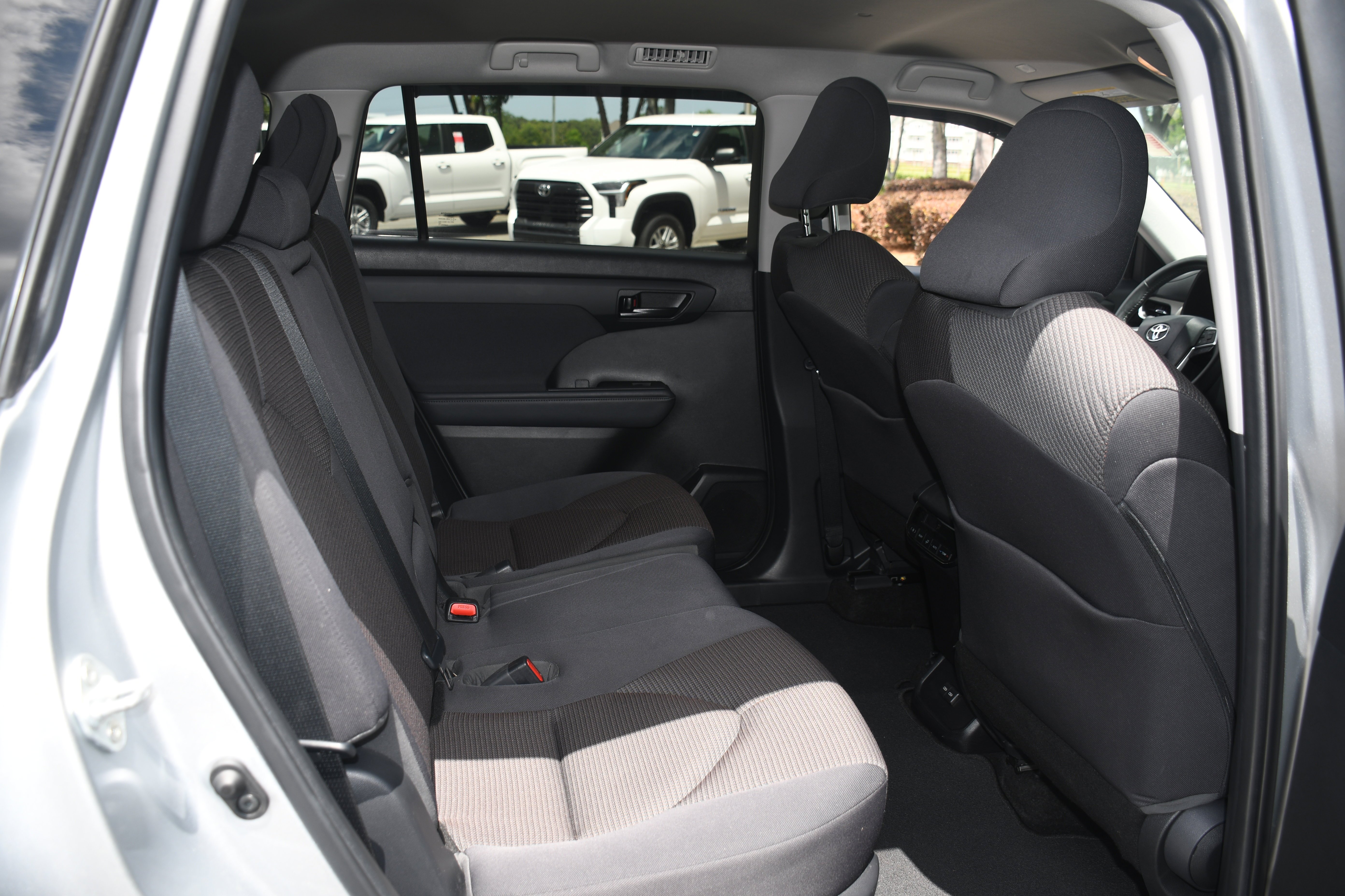 Used 2023 Silver Toyota LE image 16
