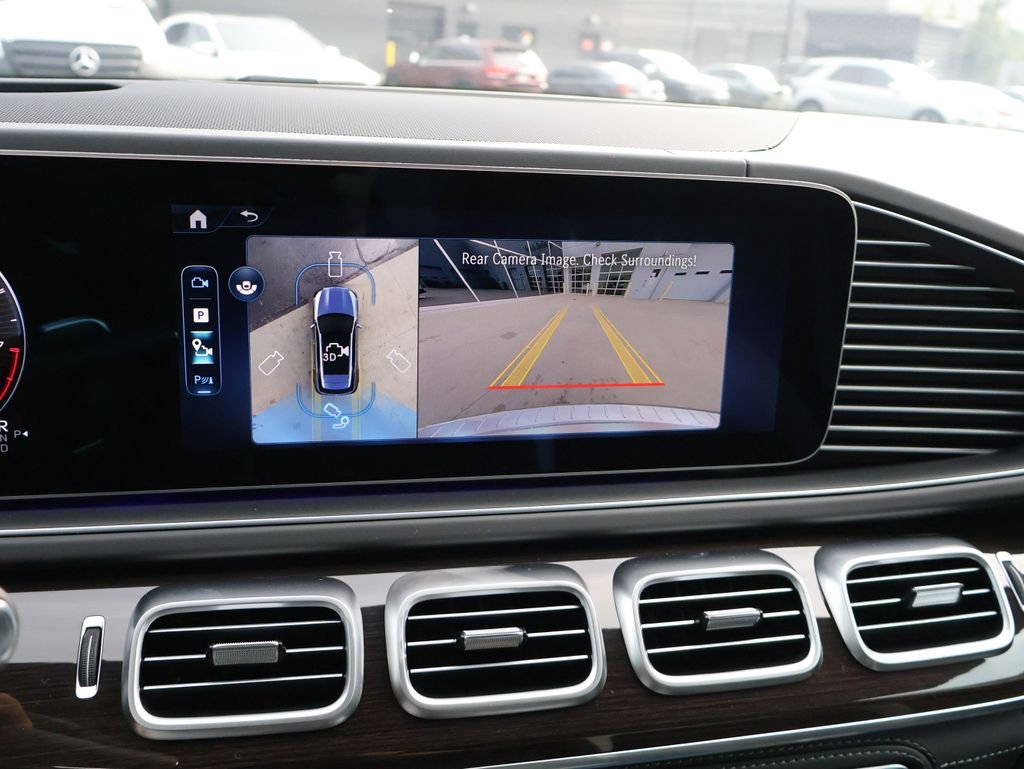 New 2026 MANUFAKTUR Moonlight White Metallic Mercedes-Benz GLE 63 S AMG® image 26