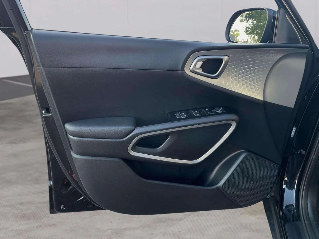 Used 2023 Fusion Black Kia LX image 19