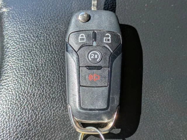 Certified Used 2021 Silver Metallic Ford XLT image 28