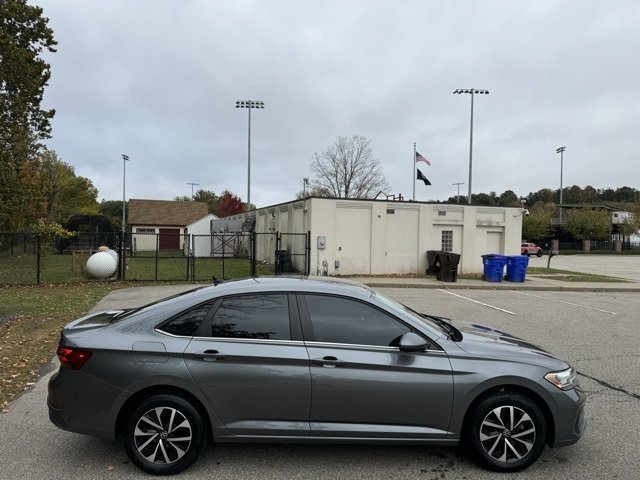 2022 Volkswagen Jetta 1.5T S photo 4