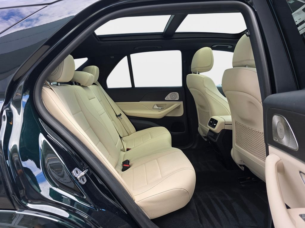 Used 2021 Green Mercedes-Benz GLE 350 image 13