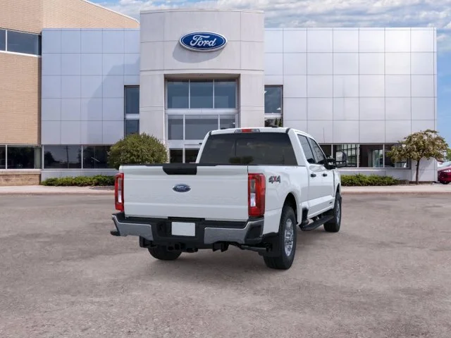 New 2026 Oxford White Ford XLT image 8
