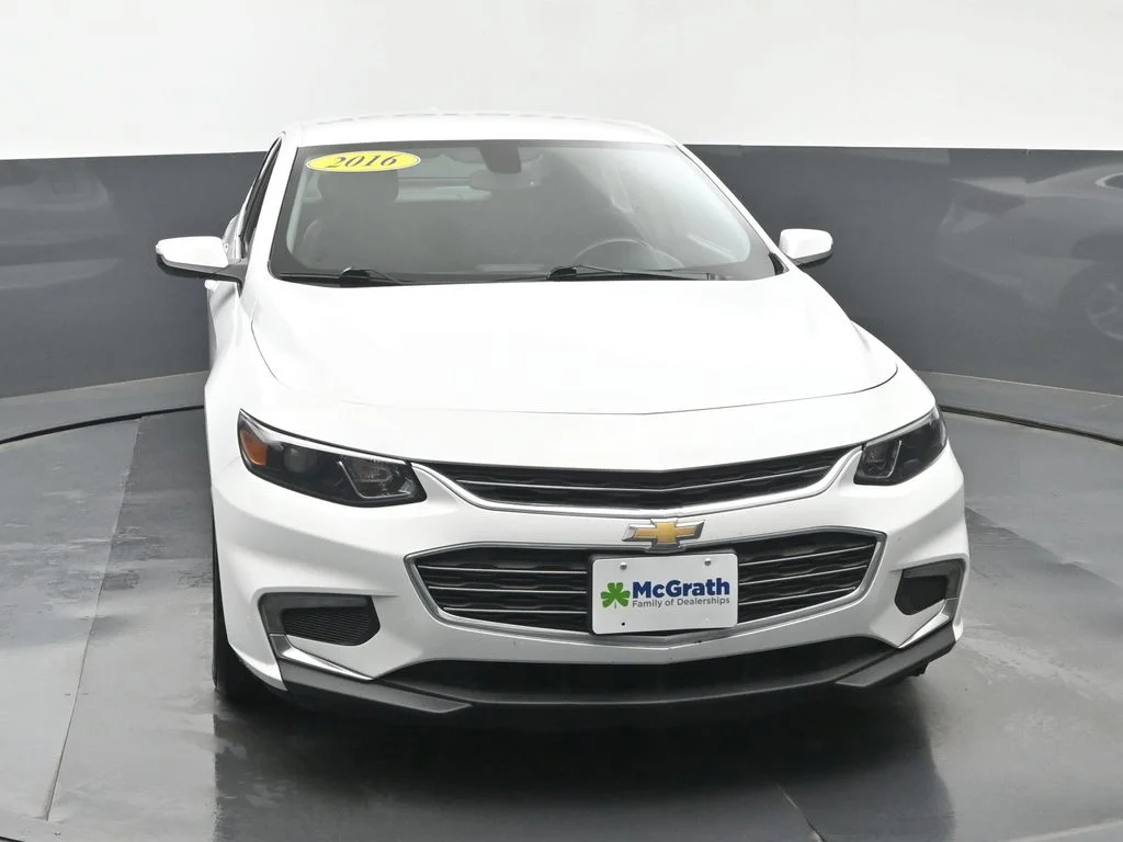Used 2016 White Chevrolet LT image 5