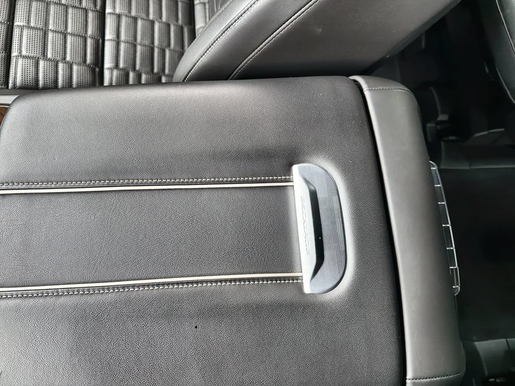 2024 Cadillac Escalade ESV Sport Platinum - Photo 23