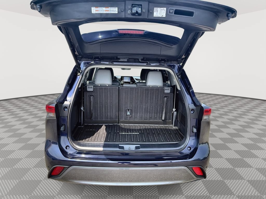 Used 2021 Gray Toyota Hybrid Limited image 21