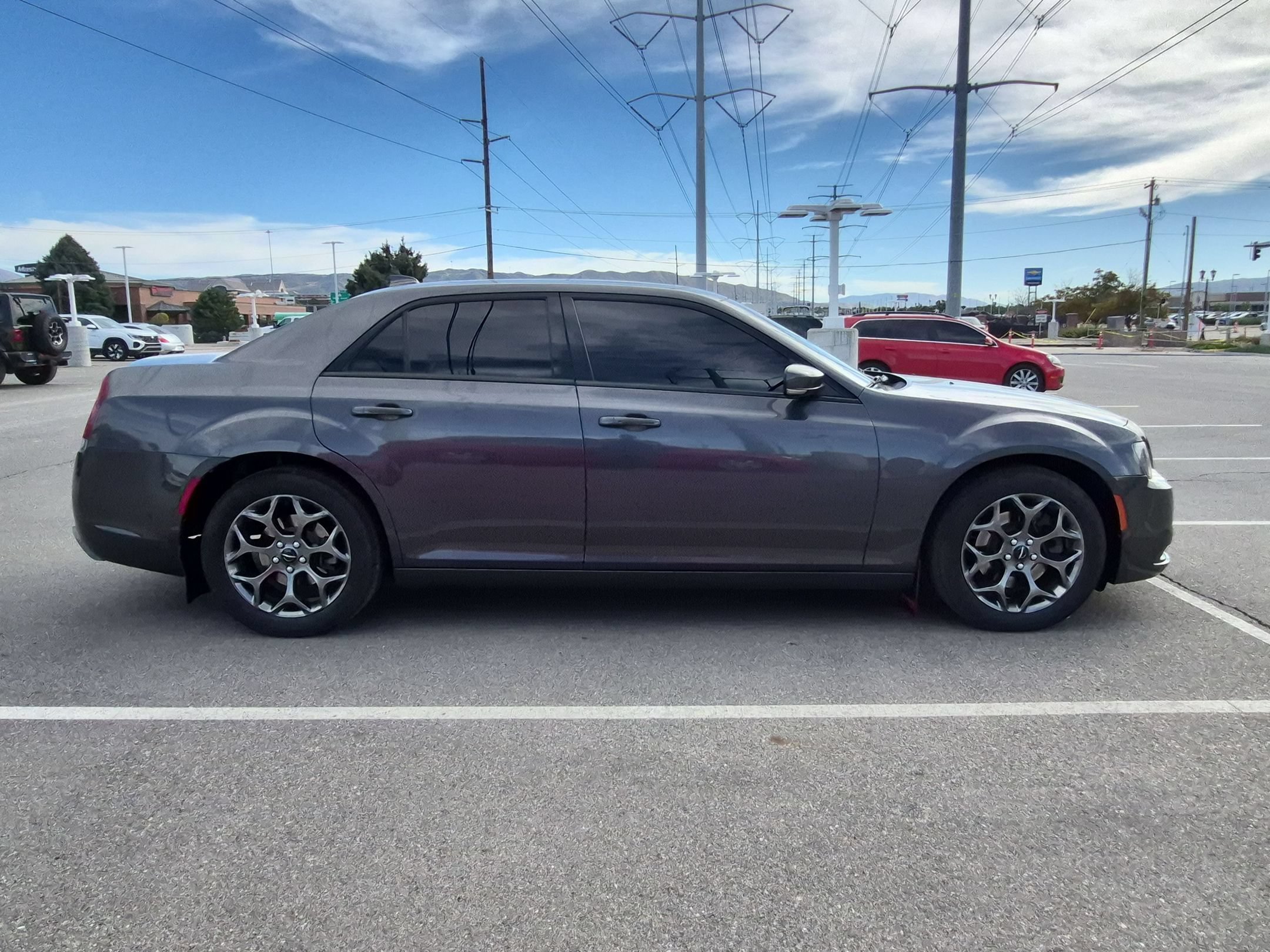 Used 2016 Granite Crystal Metallic Clearcoat Chrysler 300S image 2