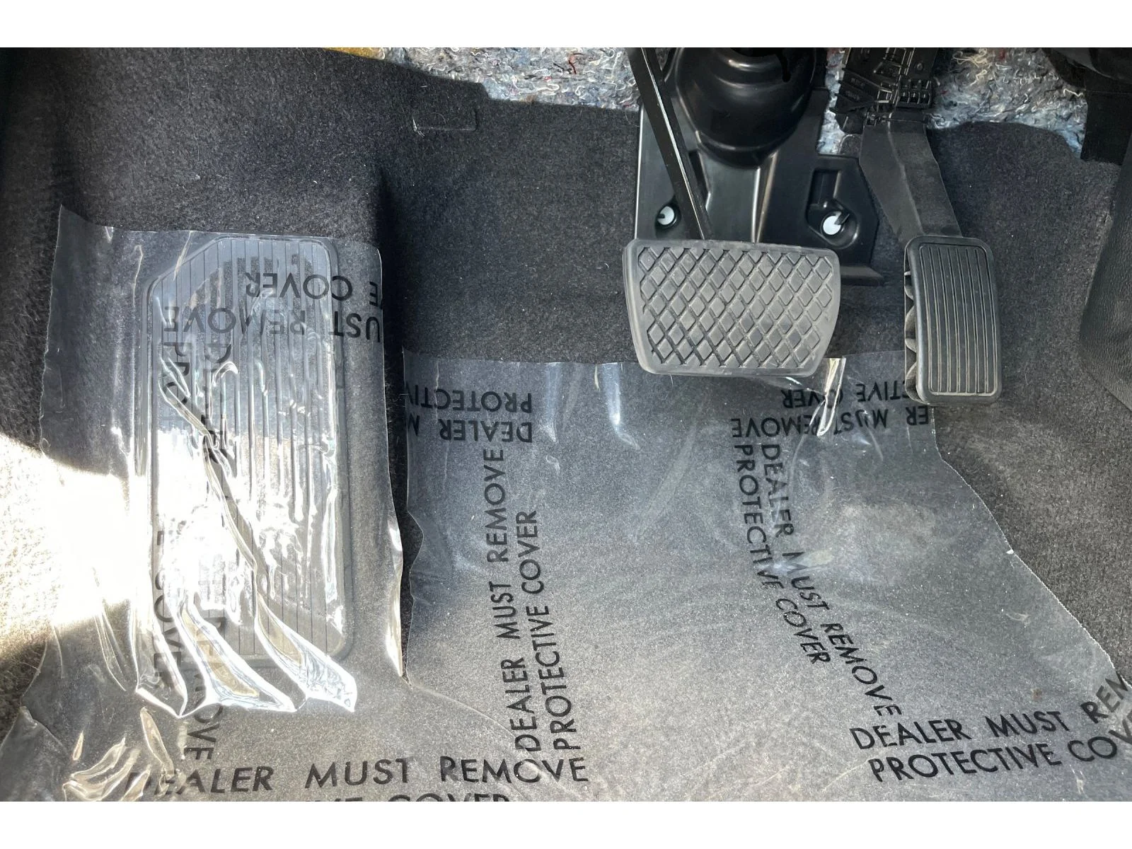 Used 2025 Solar Silver Metallic Honda EX-L image 41