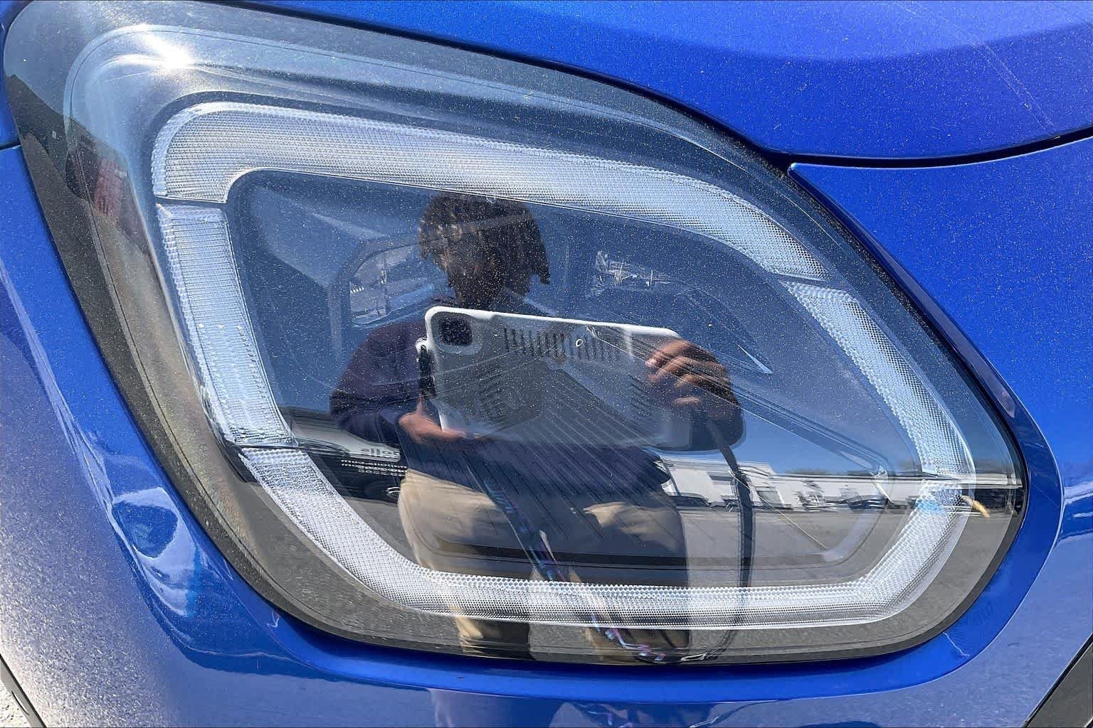 New 2026 Blazing Blue Metallic MINI Oxford Edition image 13