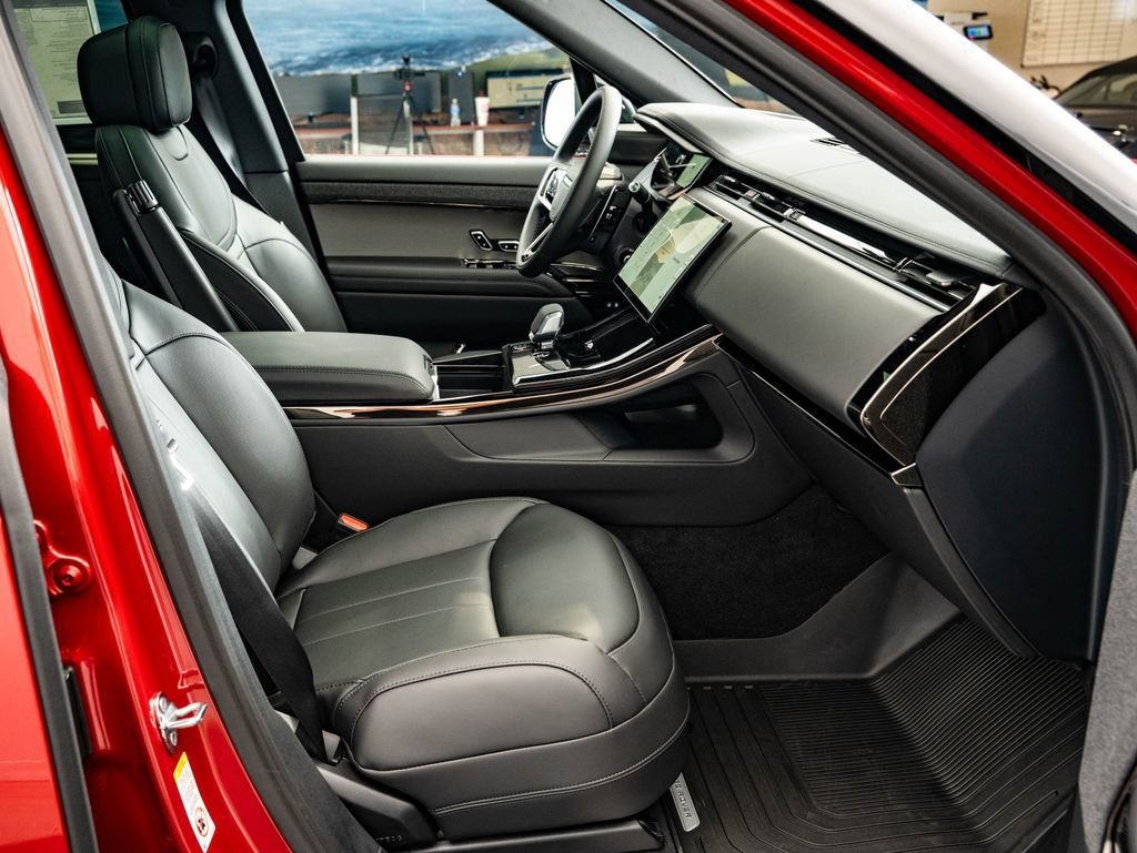 New 2026 Firenze Red Land Rover Dynamic SE image 24