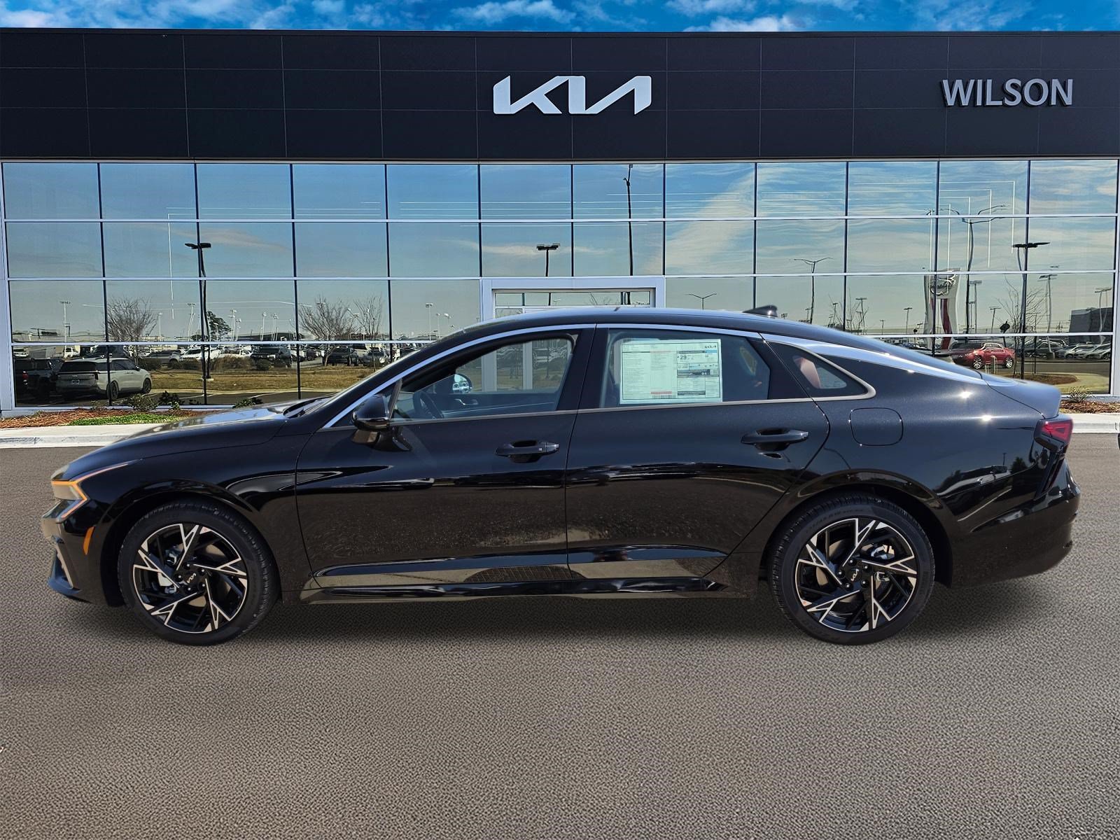 New 2027 Aurora Black Pearl Kia GT-Line image 5