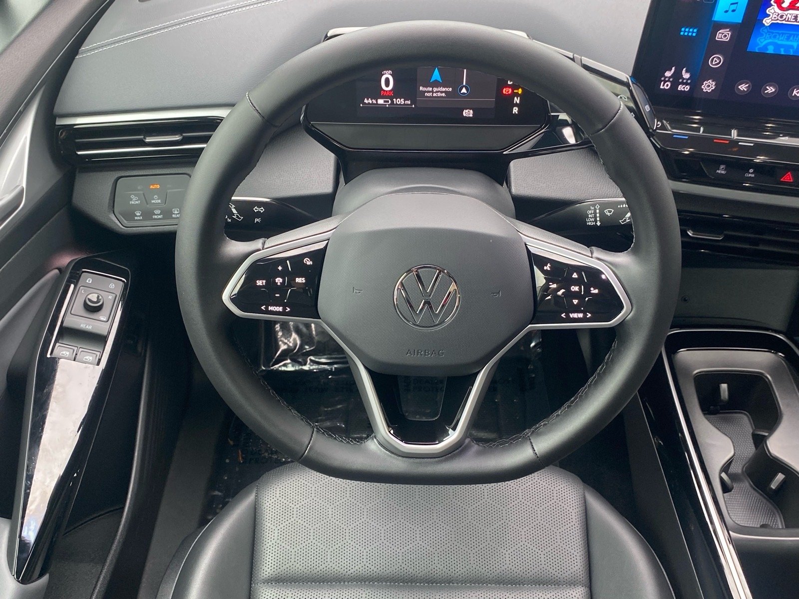 Used 2023 White Volkswagen Pro S image 7