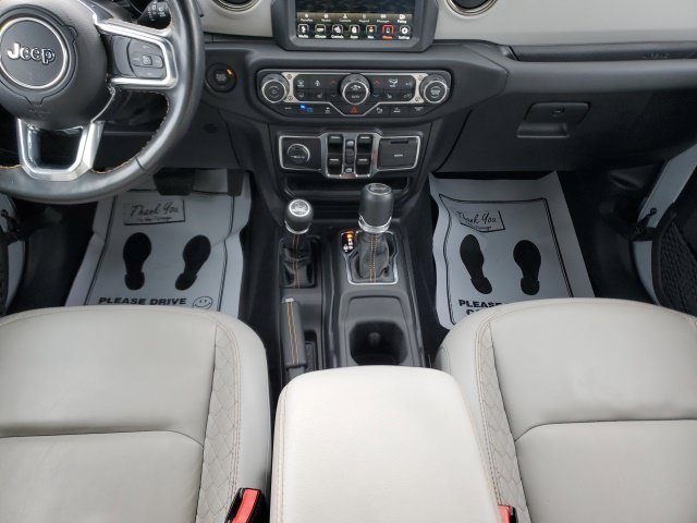 Used 2023 Silver Jeep Sahara 4xe image 22