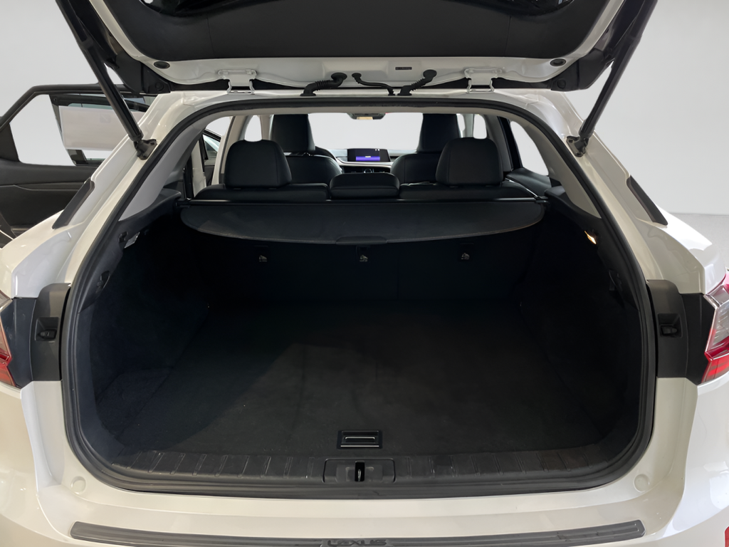 Used 2016 White Lexus 350 image 13