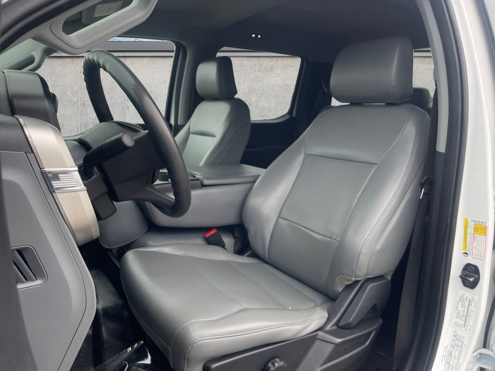 2023 Ford F-450 Super Duty XL - Photo 9