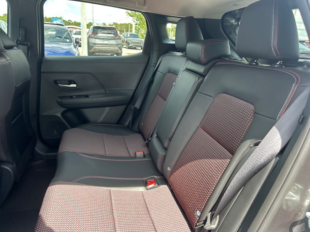 New 2026 Nissan Kicks SR 4D Sport Utility