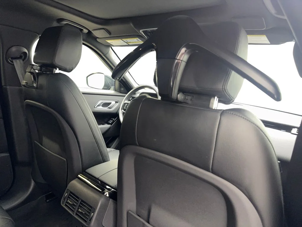 Used 2026 Black Land Rover Dynamic SE image 42