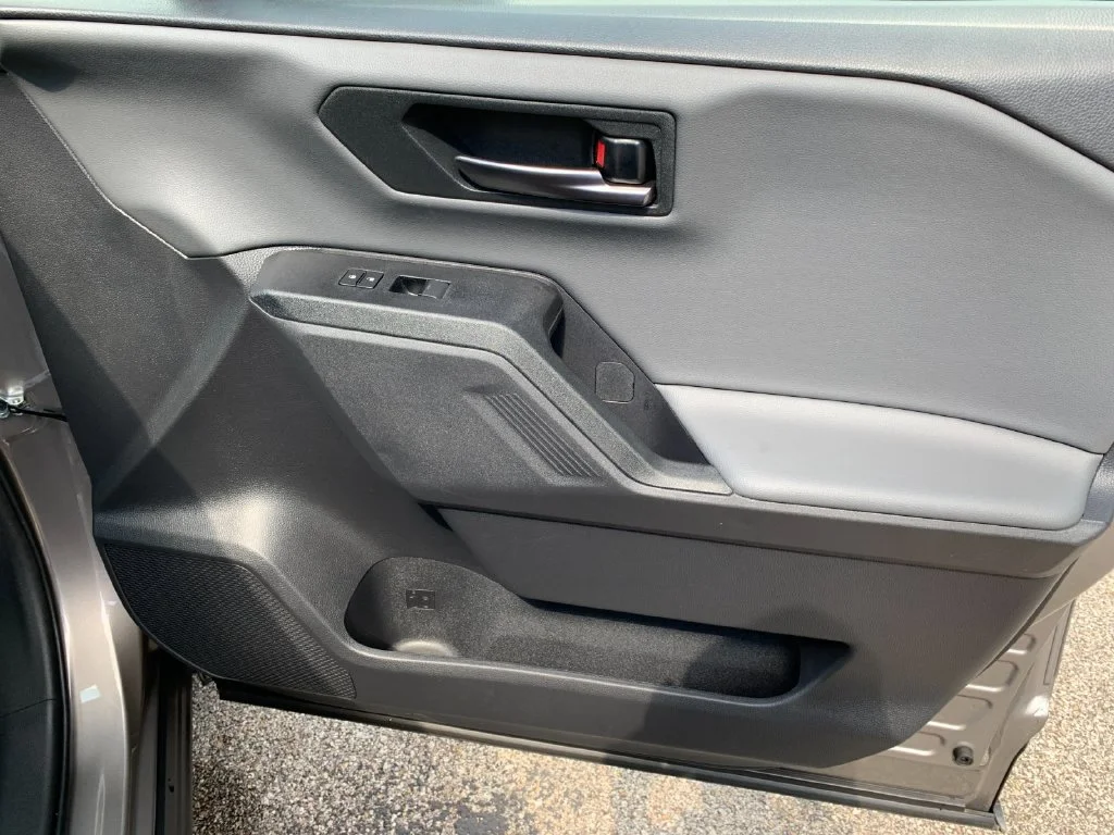 Used 2026  Toyota SE image 19