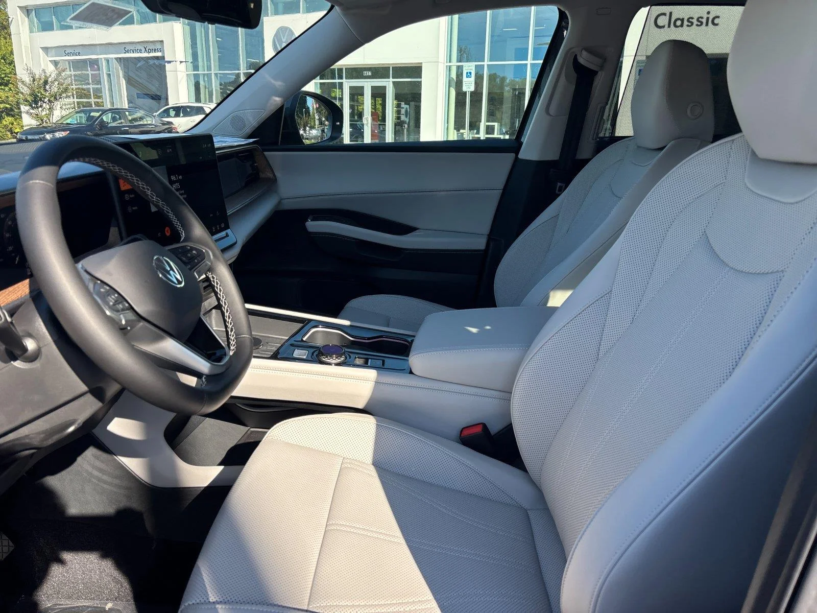 New 2027 Pure Gray Volkswagen SE w/Technology image 14
