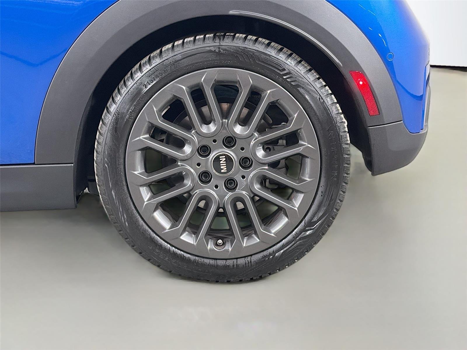 Certified Used 2025 Icy Sunshine Blue Metallic MINI Cooper S image 26