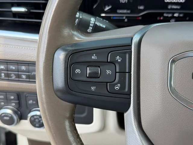 Used 2022 White Frost GMC Denali image 14