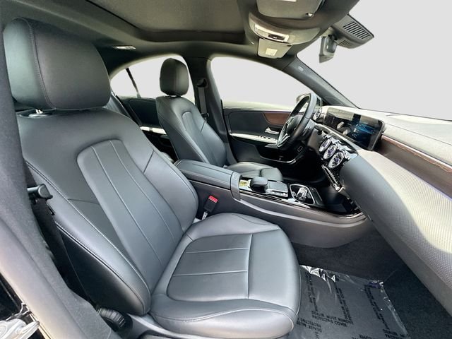 Used 2022 Black Mercedes-Benz CLA 250 image 27