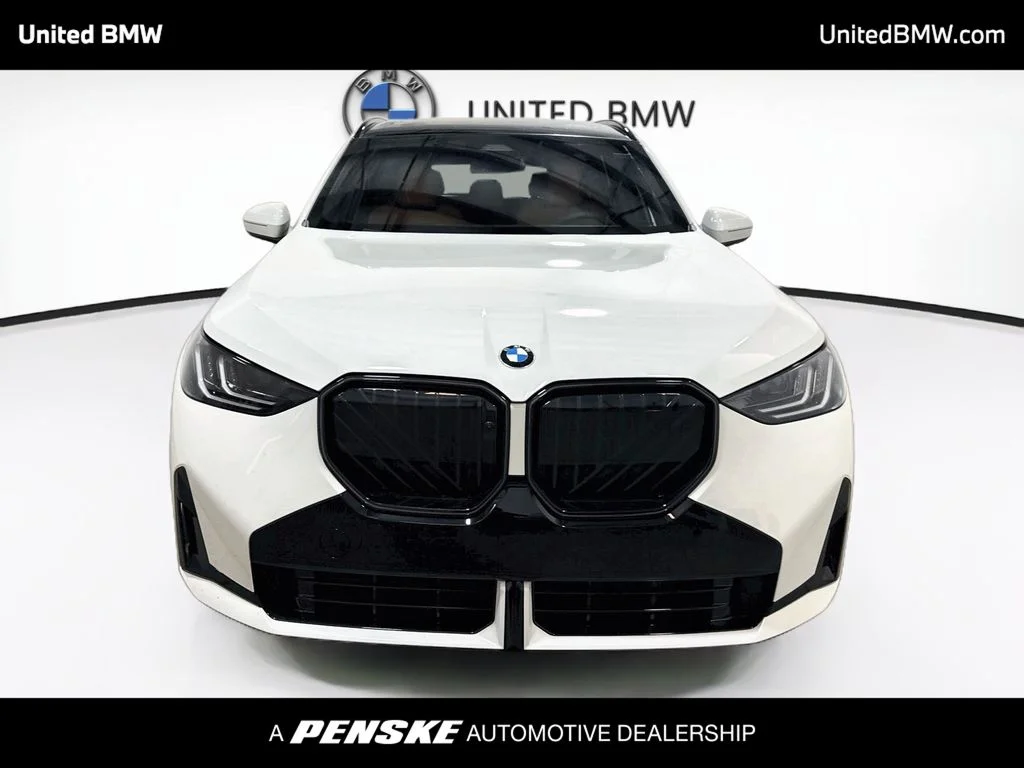 New 2026 Alpine White BMW 30 xDrive image 2