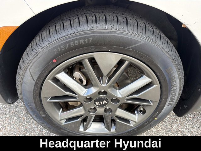 Used 2021 Silver Kia EX image 32