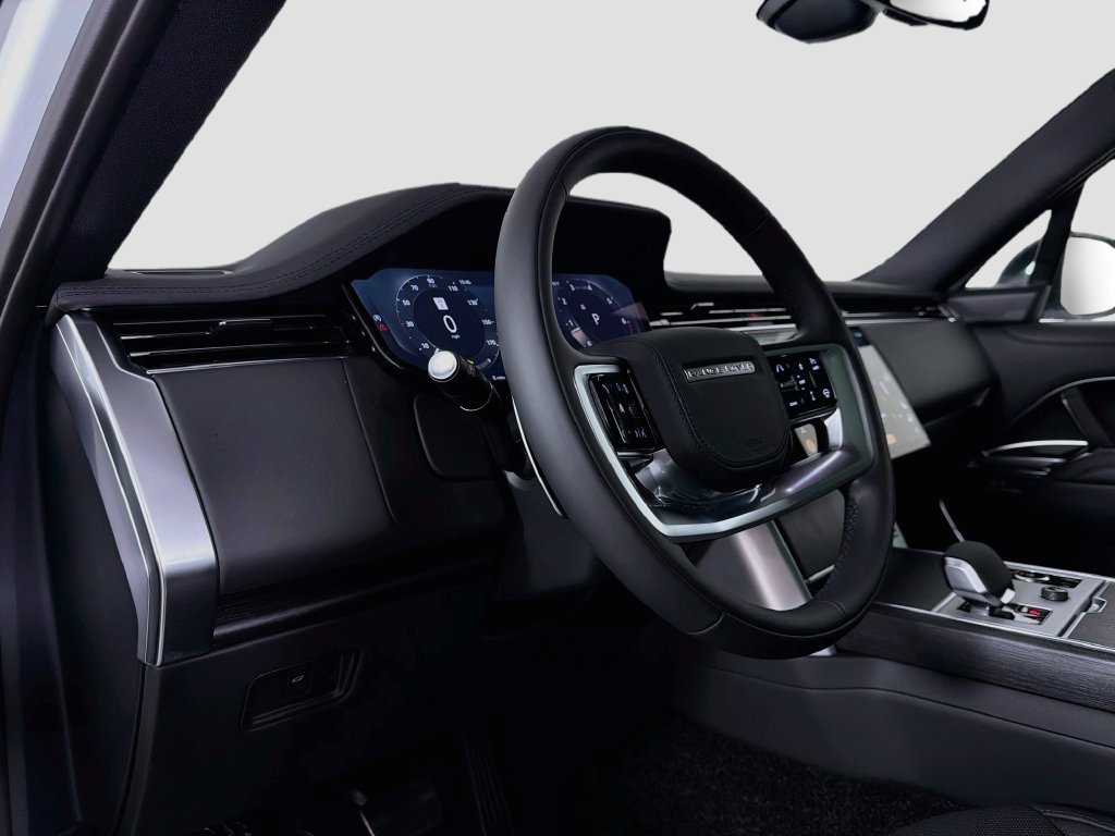 New 2027 Fuji White Land Rover SE image 9