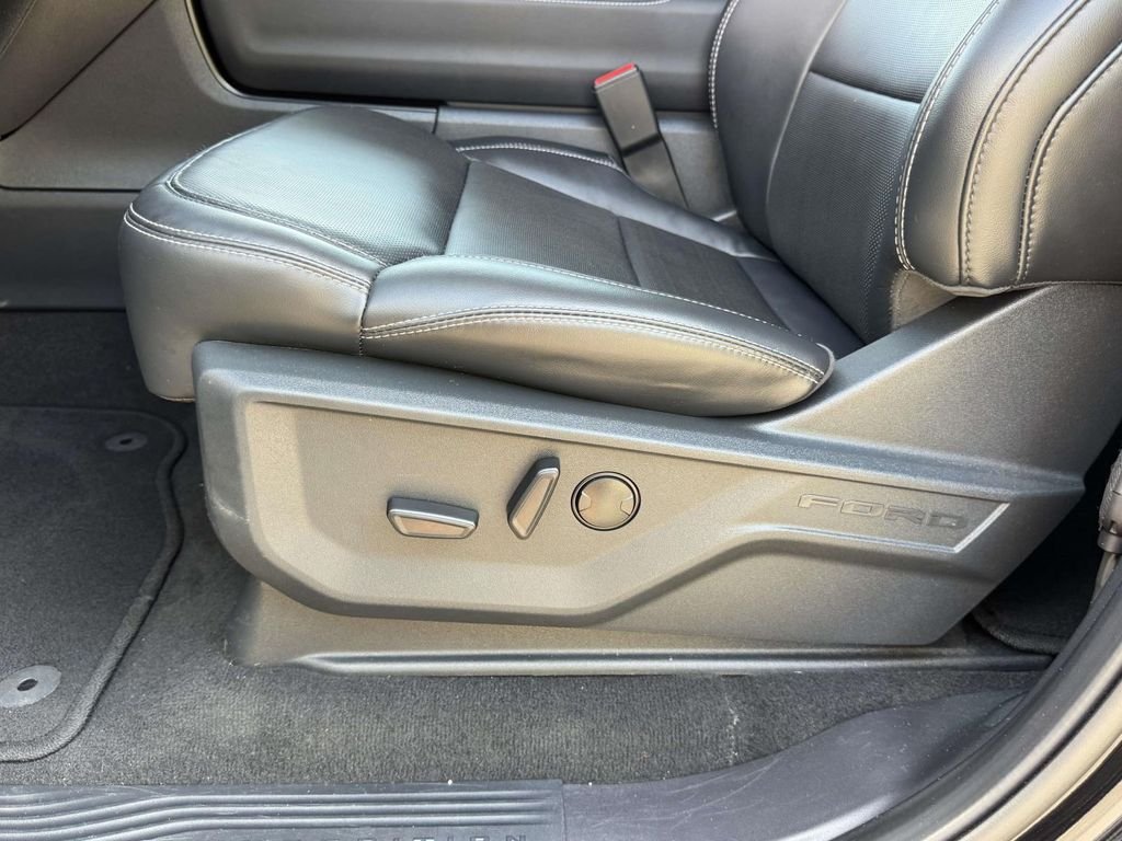 Used 2025 Black Ford Platinum image 21
