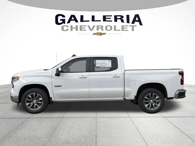New 2026 Summit White Chevrolet LT image 4