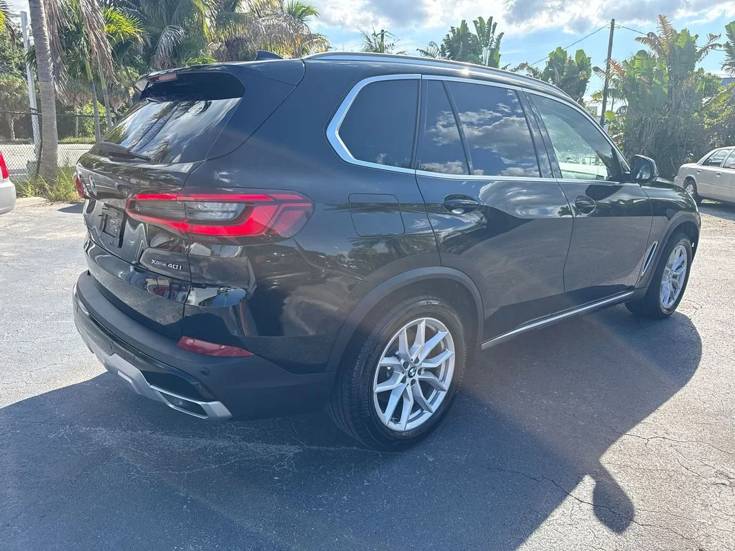 Used 2020  BMW xDrive40i image 5