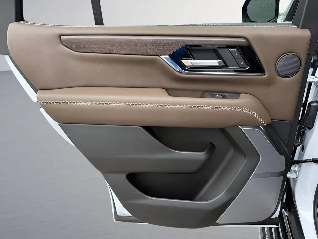 New 2026 Glacier White Tricoat GMC Denali Ultimate image 34