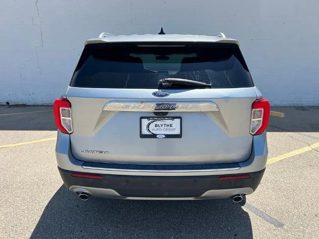 Used 2023 Silver Metallic Ford Limited image 37