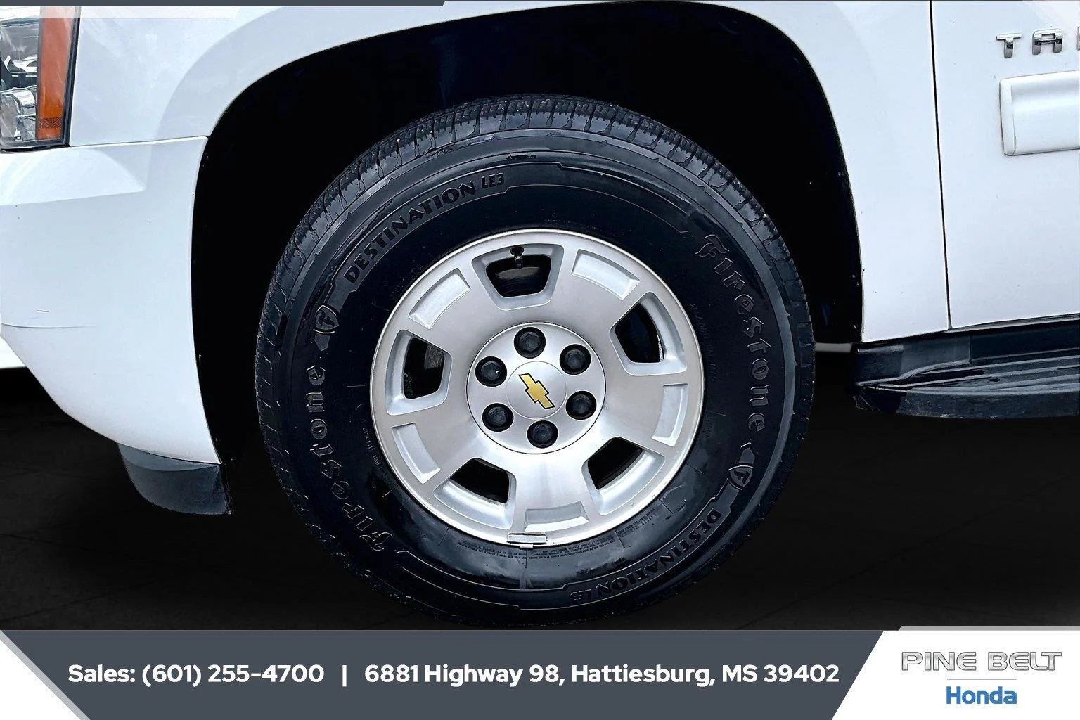 Used 2013 Summit White Chevrolet LS image 7