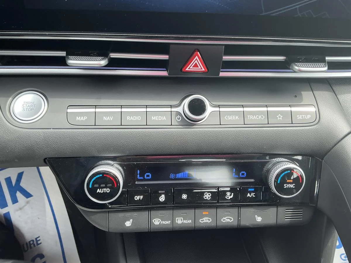 New 2026 Grey Hyundai Preferred image 27